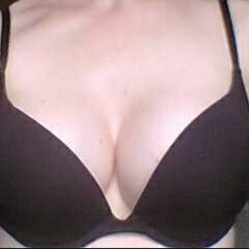 Amila - Trans à Goedereede Profil de Amila, 24 ans, Trans à Goedereede (Zuid-Holland)