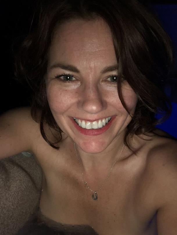 Effie - Trans à Schelluinen Profil de Effie, 35 ans, Trans à Schelluinen (Zuid-Holland)